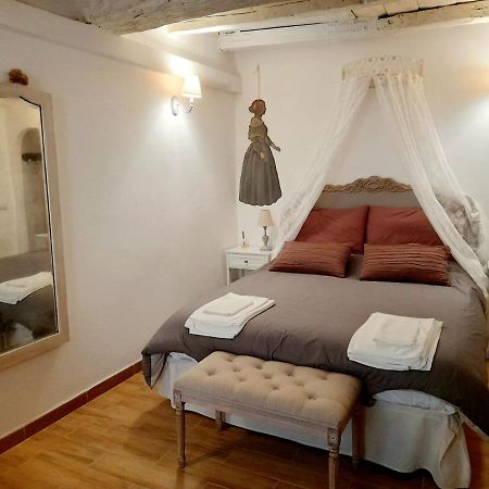 Livia'S Charming Room トレヴィニャーノ・ロマーノ エクステリア 写真