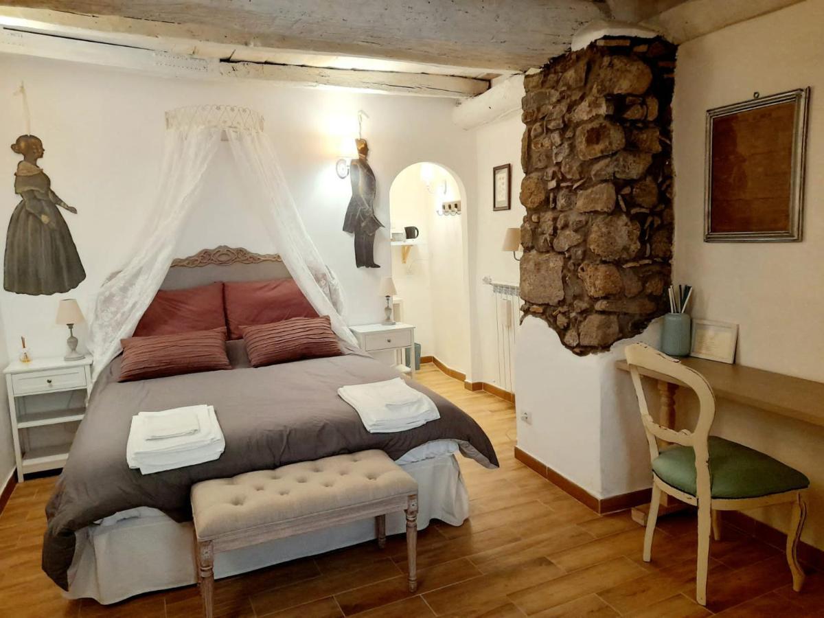 Livia'S Charming Room トレヴィニャーノ・ロマーノ エクステリア 写真